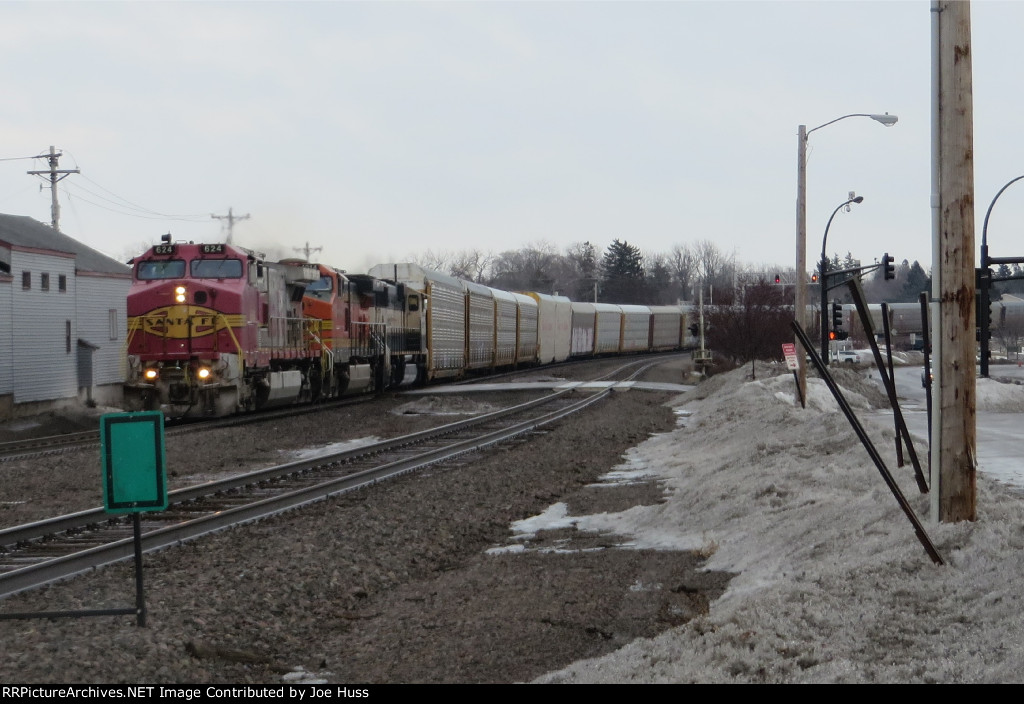 BNSF 624 West